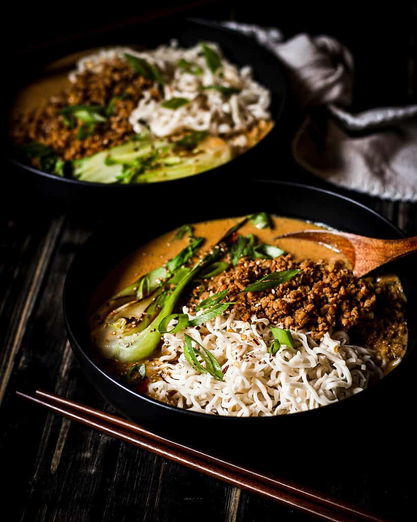 picture of vegan Japanese tantan soup