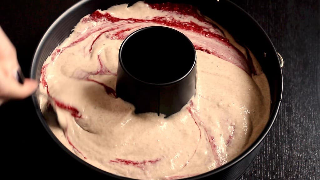 marbled cake batter