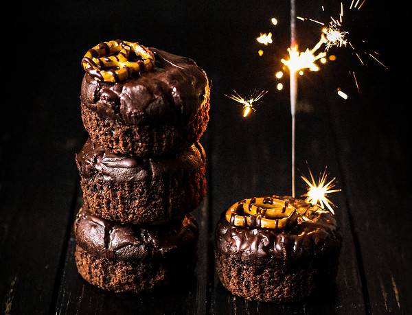 picture of vegan death by chocolate & Irish cream muffins