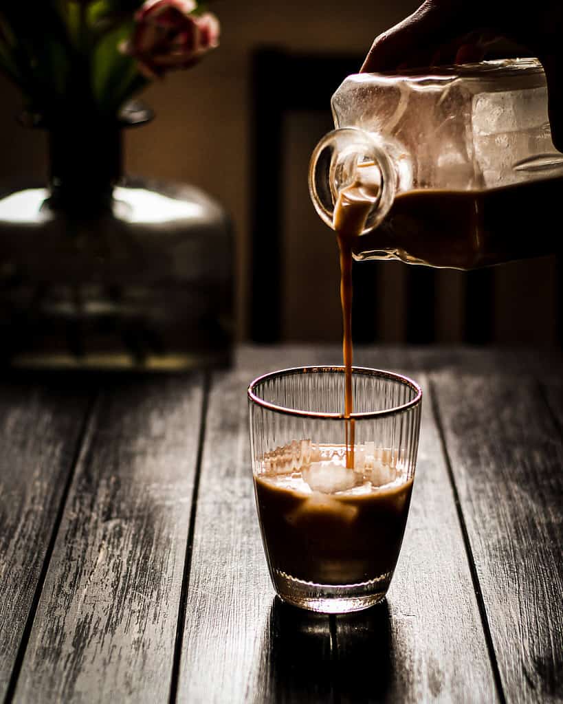 pour shot of vegan baileys