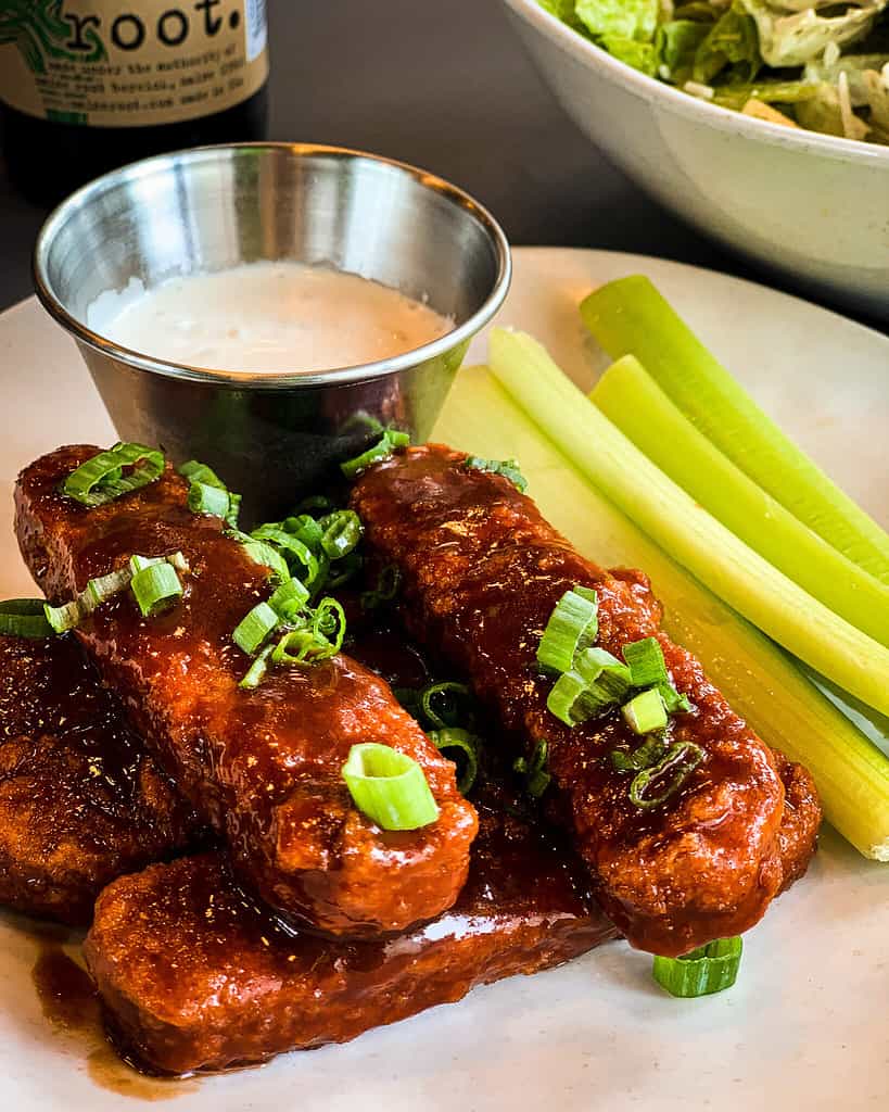 vegan BBQ wings at veggie grill in L. A. 