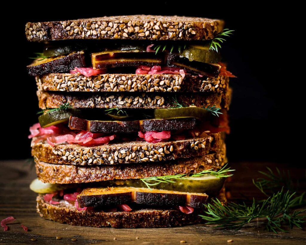 bild von sauerkraut sandwich
