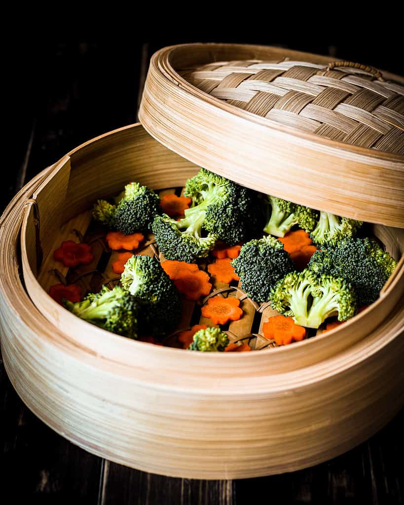 steaming veggies