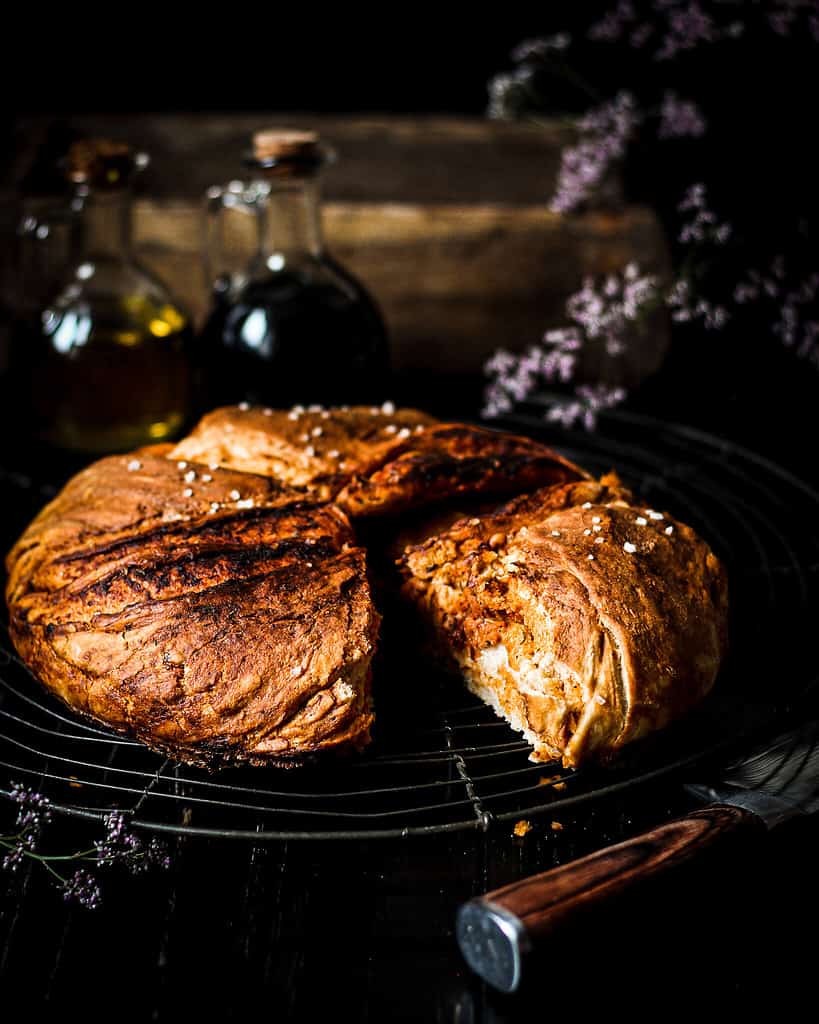 Vegan pizza bread/ Nina Bolders Food Photography