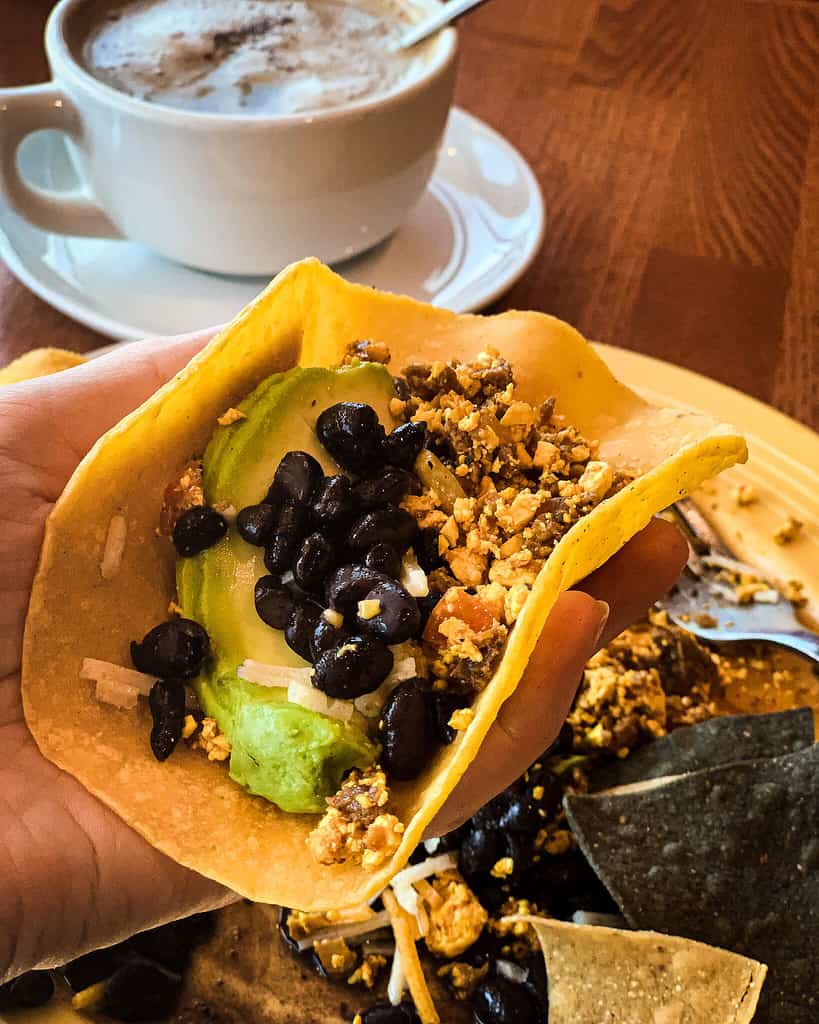 vegan breakfast at grain cafe in los angeles