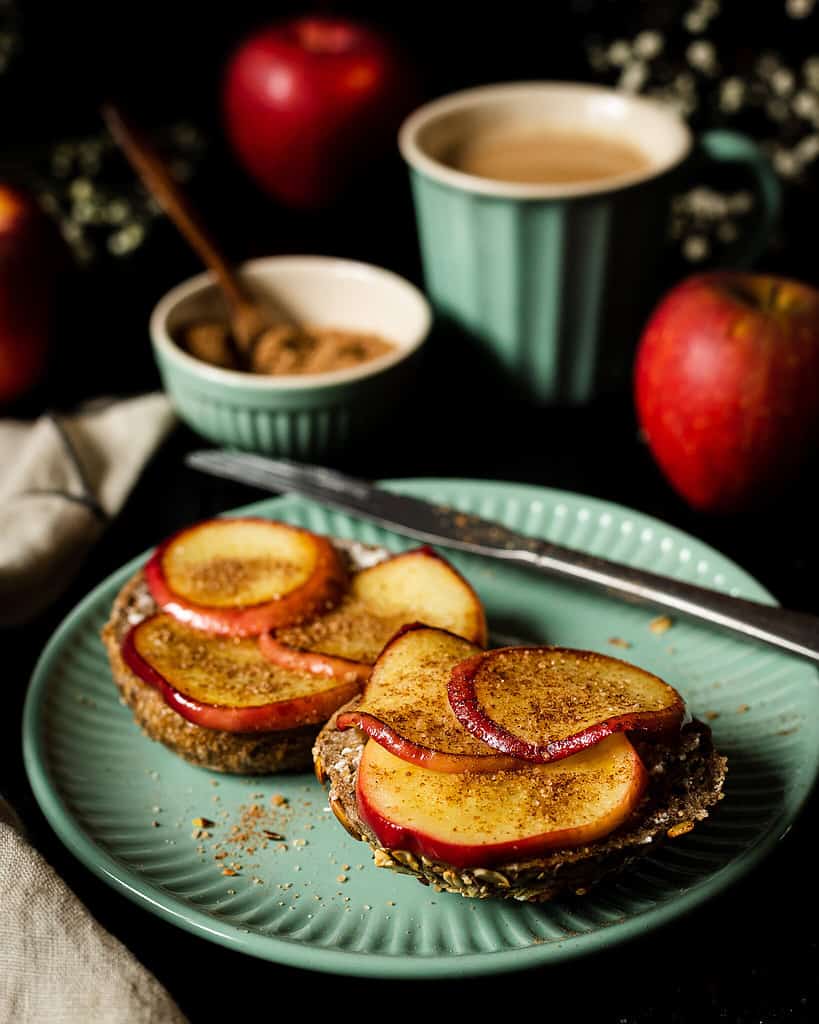 vegan fried apple sandwich