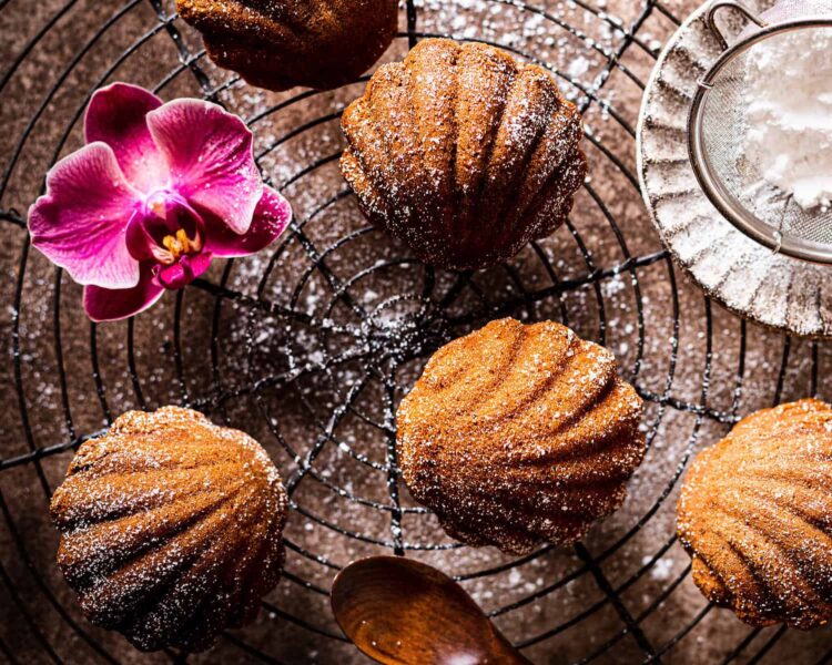 vegan amaretto madeleines