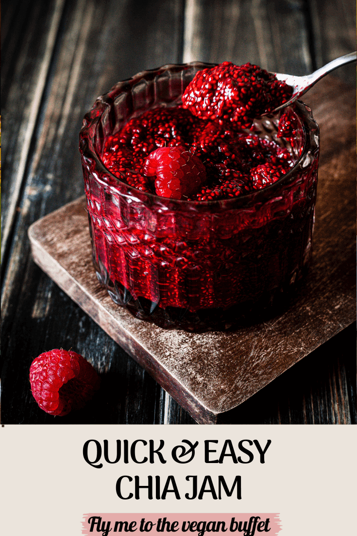 Quick & easy chia jam with berries/ recipe