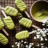 Veganes Matcha Eis am Stiel