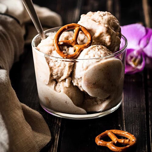 vegan banana ice cream with pretzel