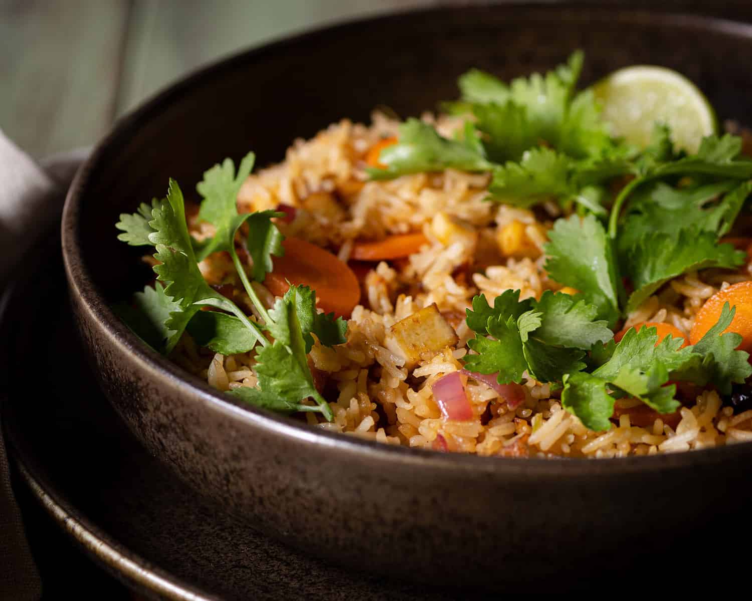 LIMETTENREIS MIT RÄUCHERTOFU - FLY ME TO THE VEGAN BUFFET LIMETTENREIS MIT RÄUCHERTOFU - FLY ME TO THE VEGAN BUFFET