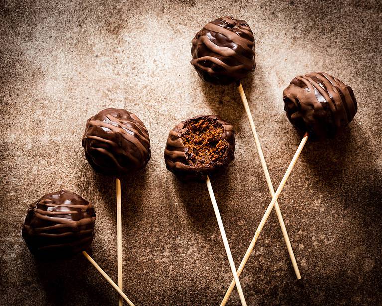pumpkin spice cbd cake pops