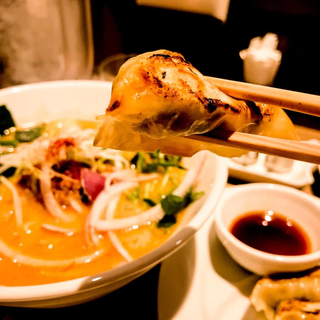 Vegane Gyozas und Ramen bei T's Tantan Ueno Tokyo