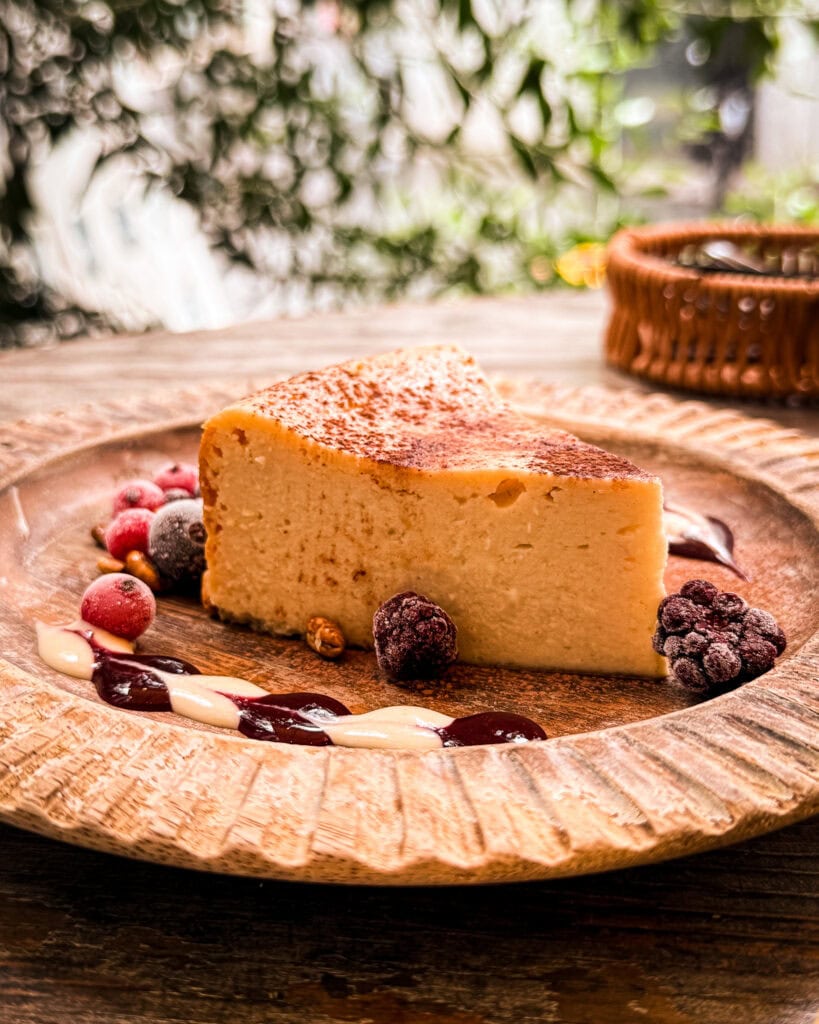 Veganer Cheesecake bei Paprika Shokudo in Osaka