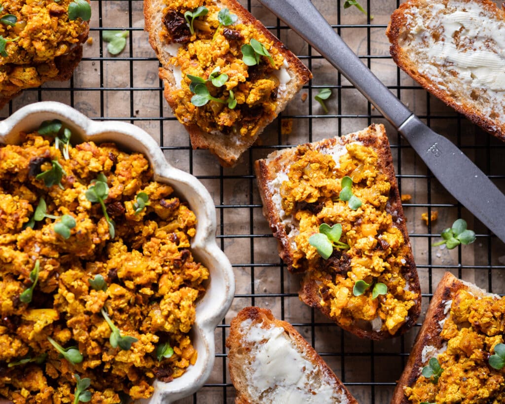 aubergine scramble on bread