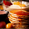 pancake pour shot: NIna Bolders Food Photography.jpg