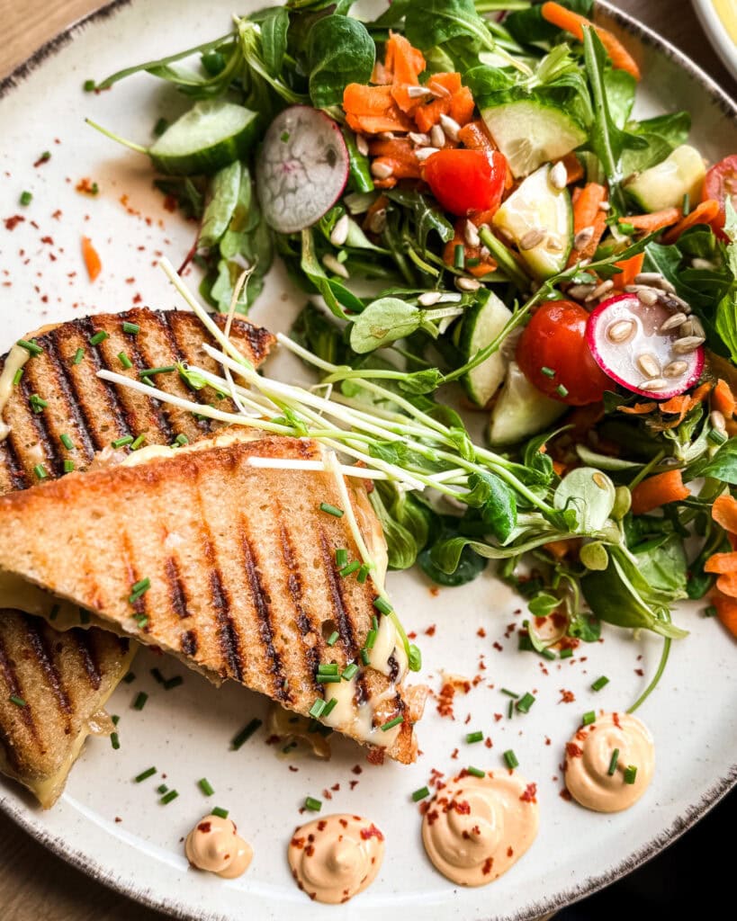 easy peasy vegan grilled cheese sandwich