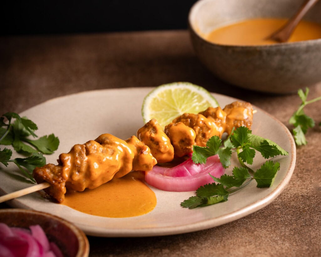 Erdnusssosse mit veganem Saté