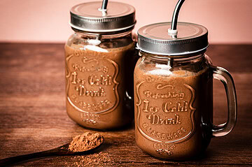 Veganer Snickers-Protein-Shake
