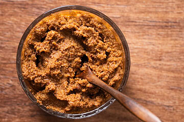 Olivenpesto (Pesto Puttanesca) vegan