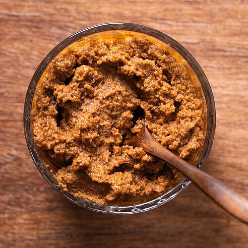 Olivenpesto (Pesto Puttanesca) vegan
