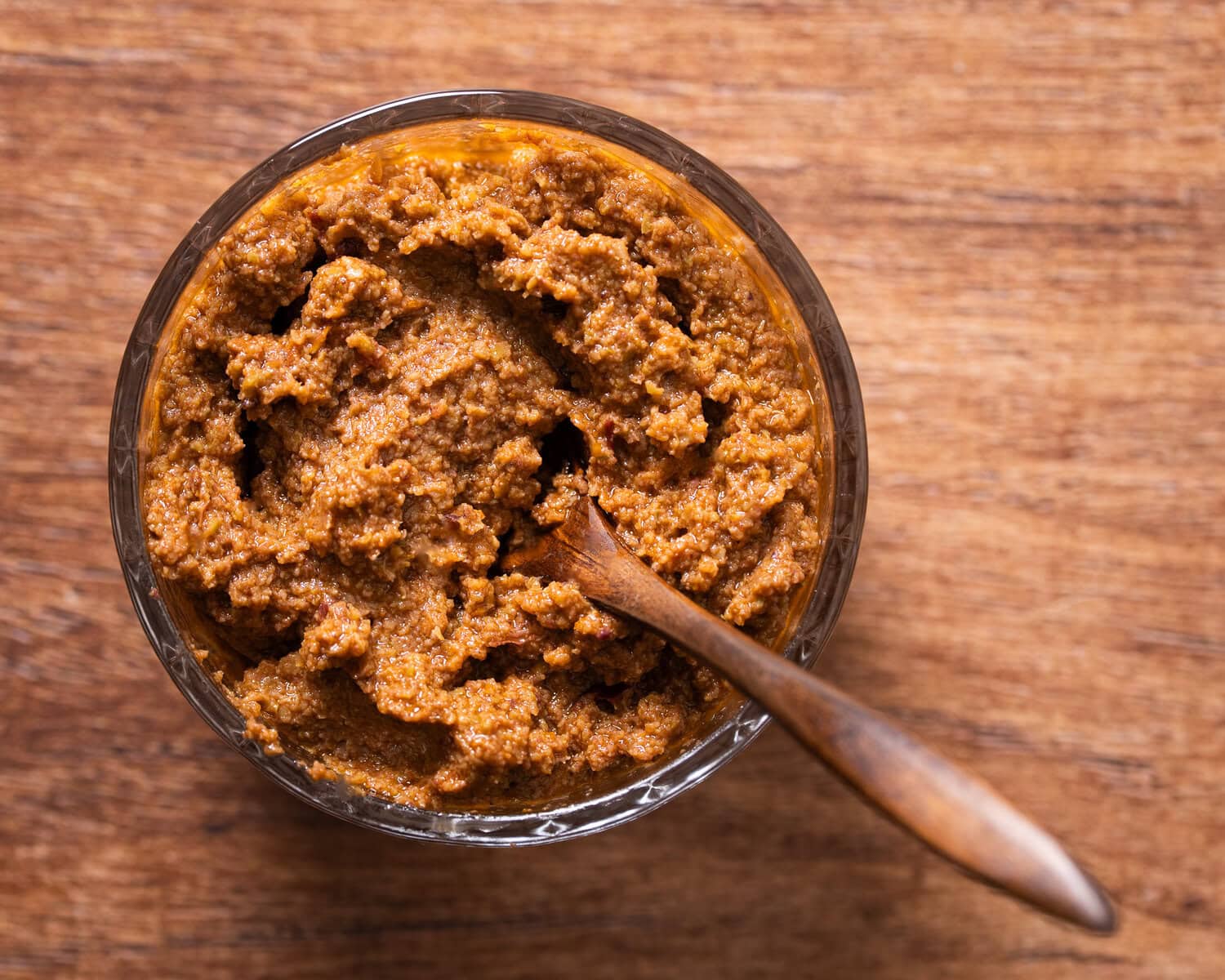 Olivenpesto (Pesto Puttanesca) vegan